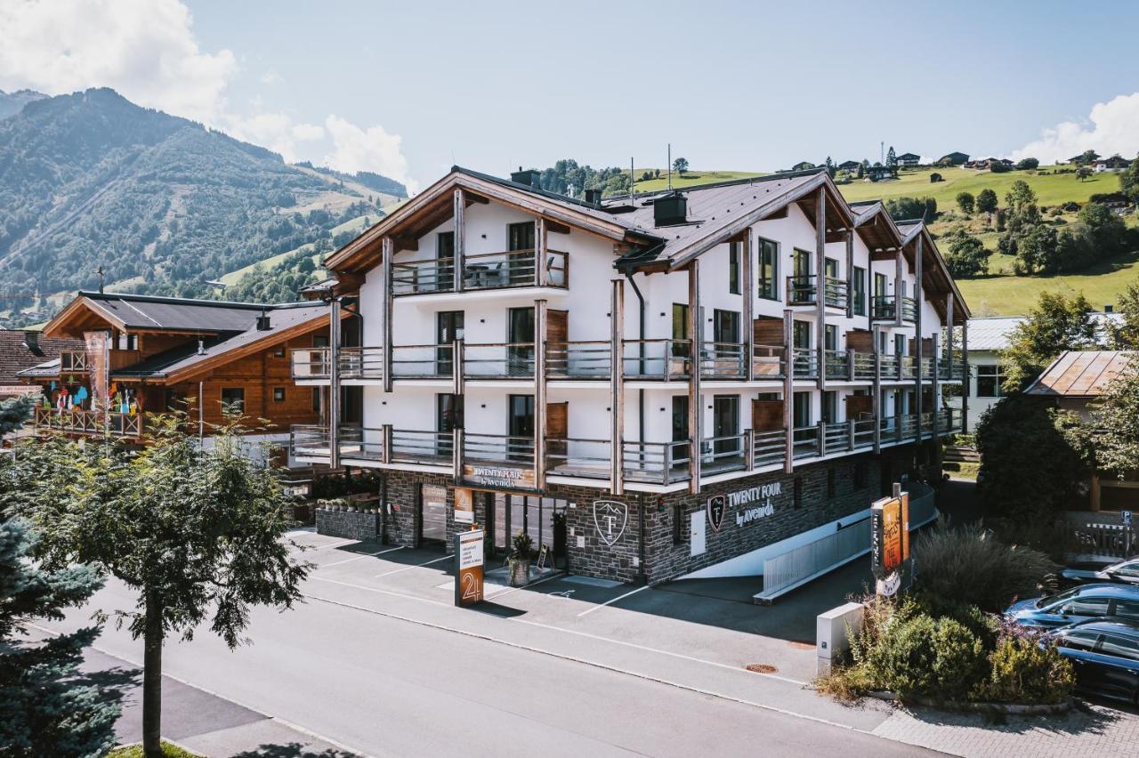 24 by Avenida Hotel&Residences Kaprun Exterior foto