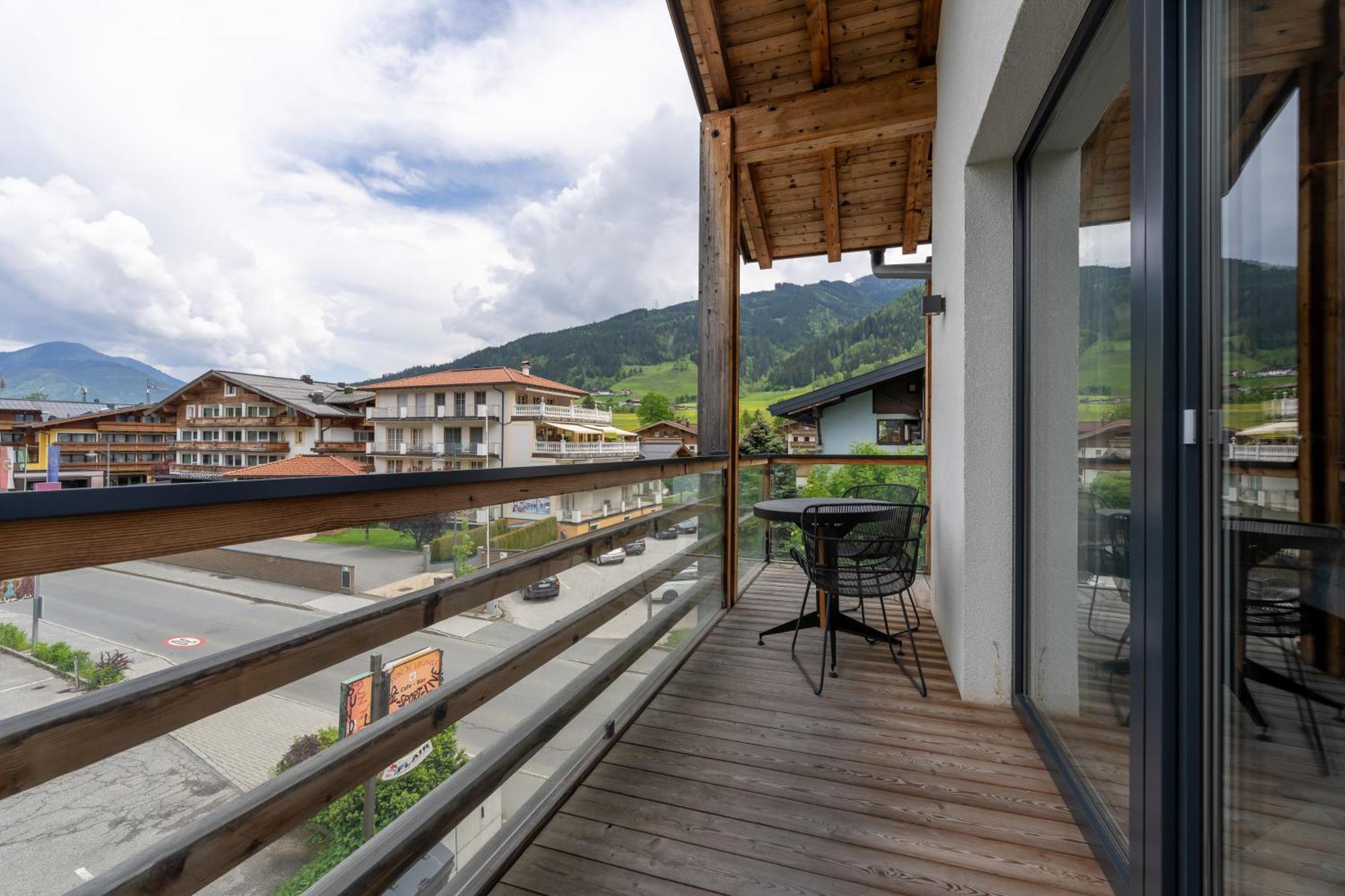 24 by Avenida Hotel&Residences Kaprun Exterior foto