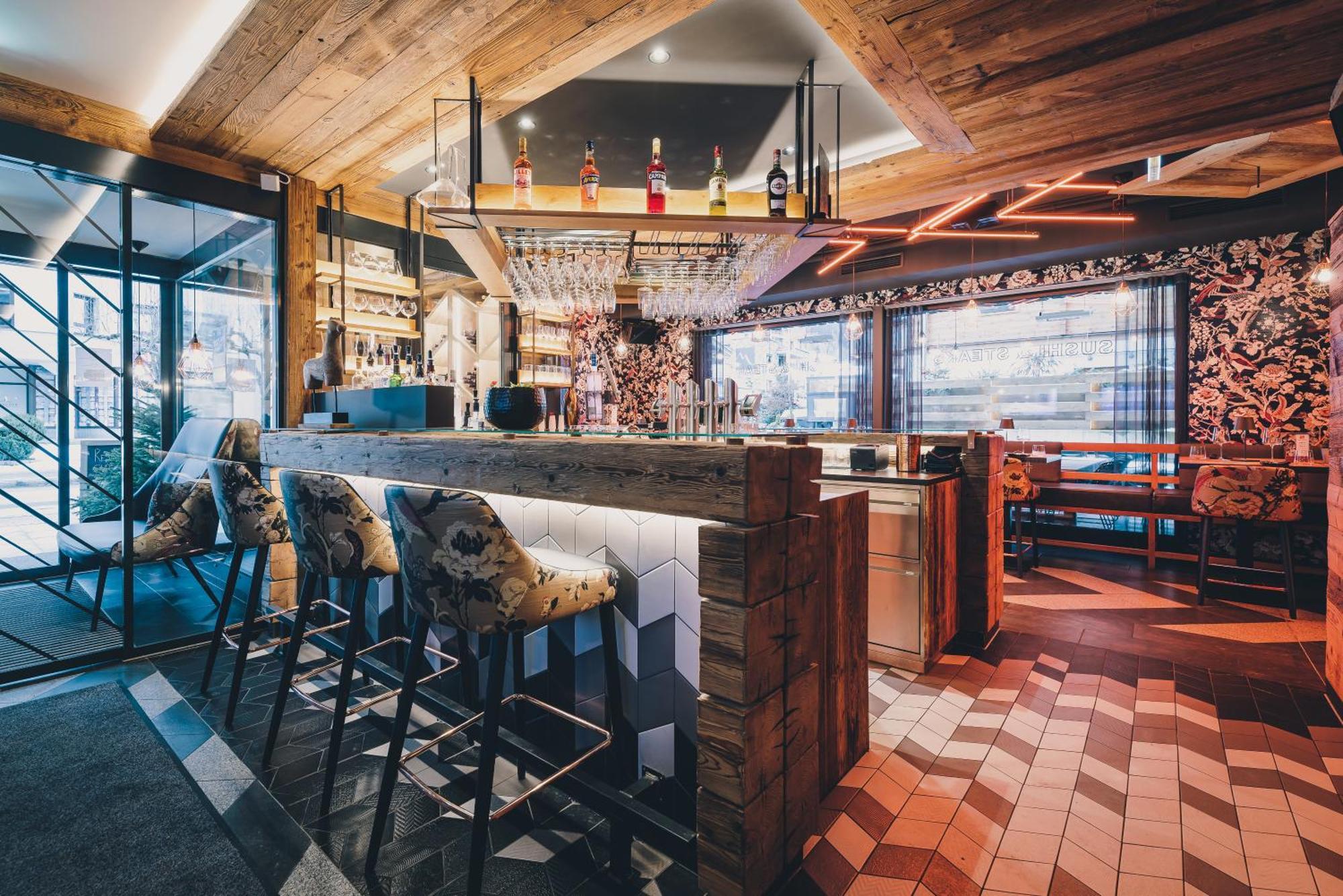 24 by Avenida Hotel&Residences Kaprun Exterior foto